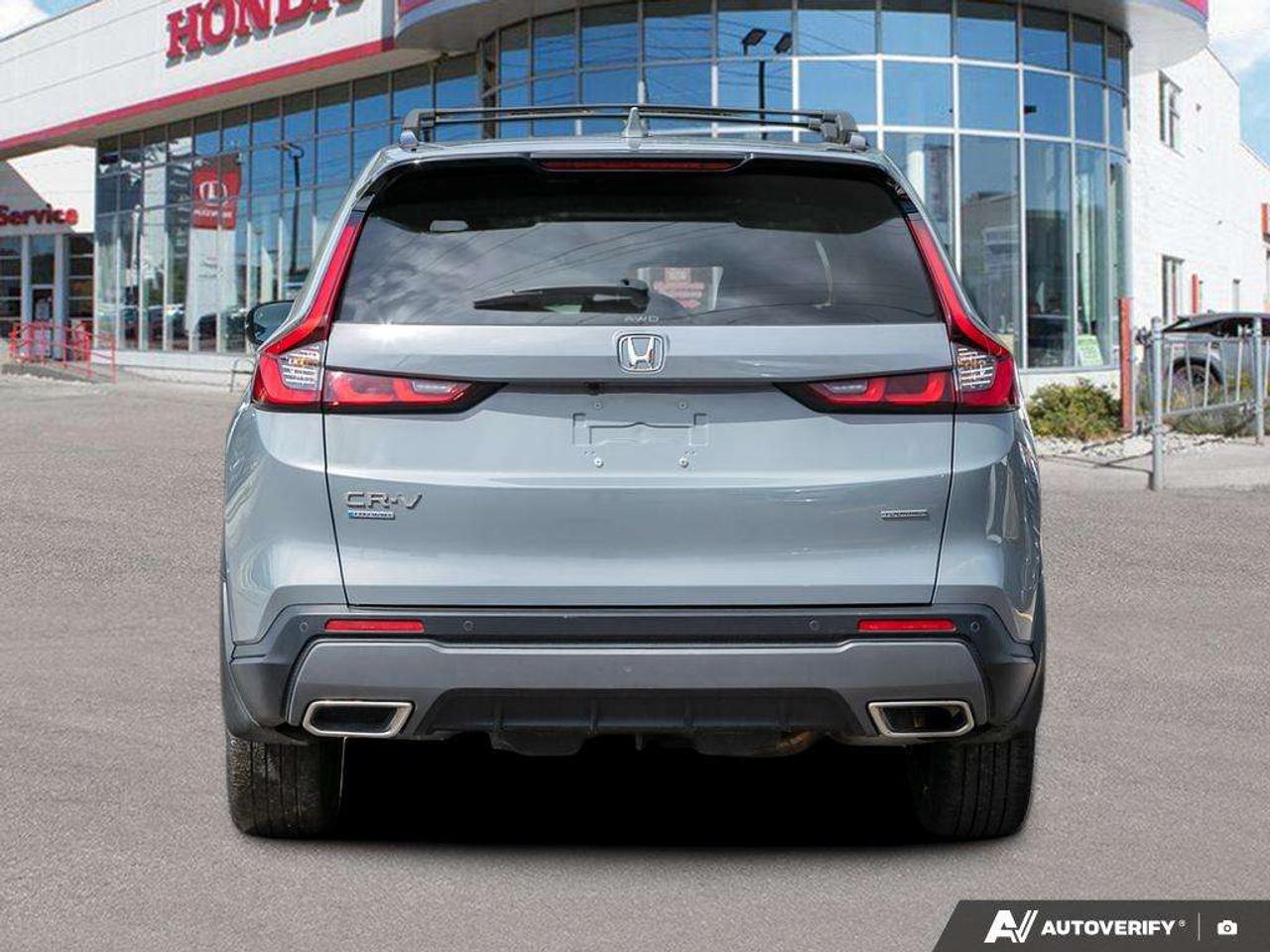 2023 Honda CR-V Touring Photo