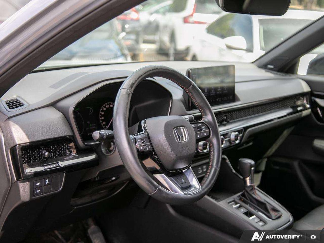 2023 Honda CR-V Touring Photo