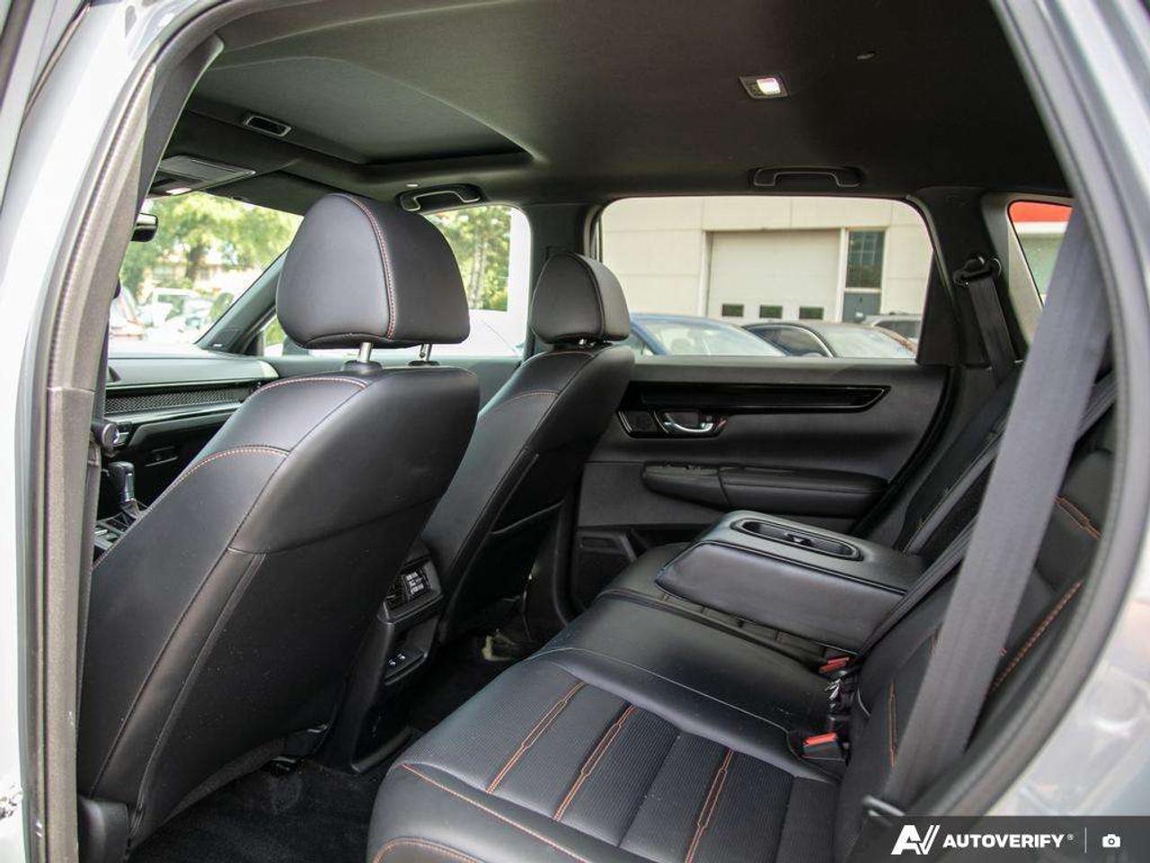2023 Honda CR-V Touring Photo