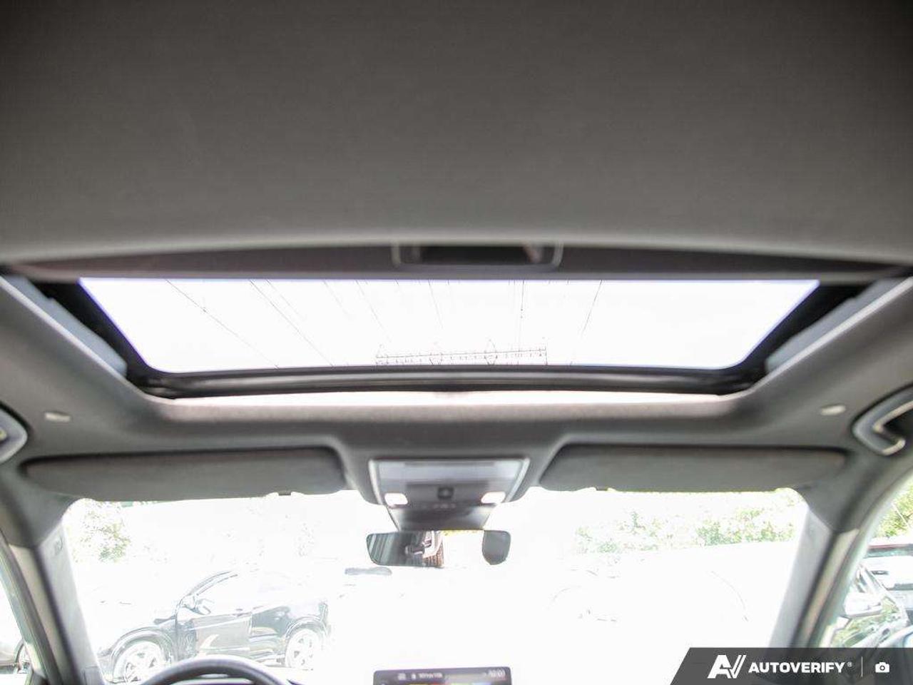 2023 Honda CR-V Touring Photo