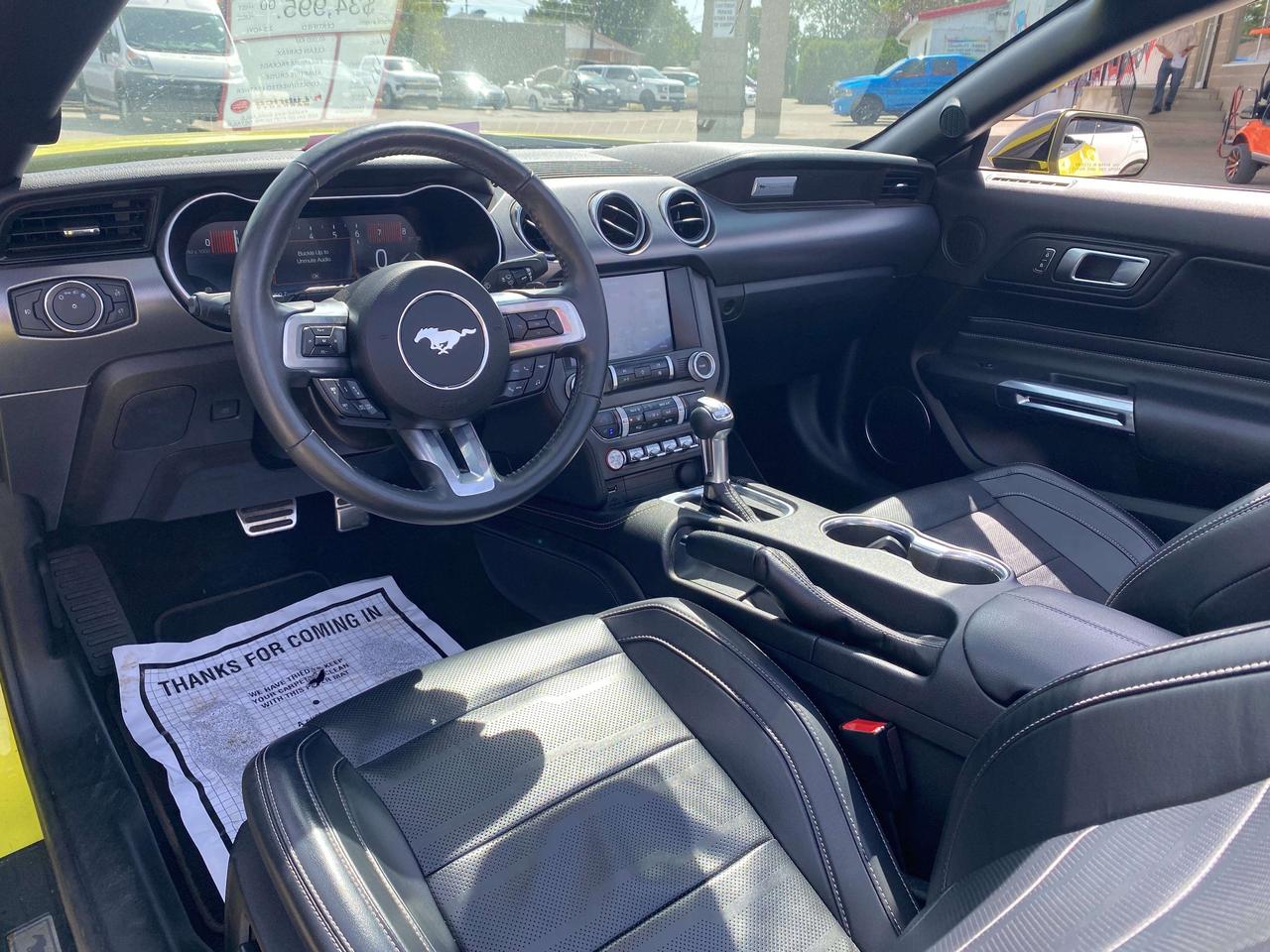2021 Ford Mustang PREMIUM, CLEAN CARFAX, BACK UP CAM, LEATHER! - Photo #13