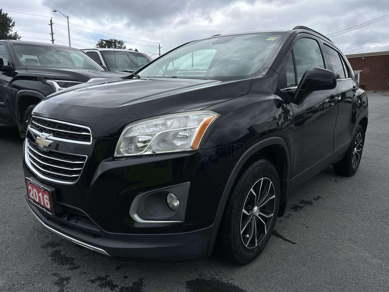 2016 Chevrolet Trax LT AWD |LOW KMS!! |LEATHER | SUNROOF |REMOTE START Photo0
