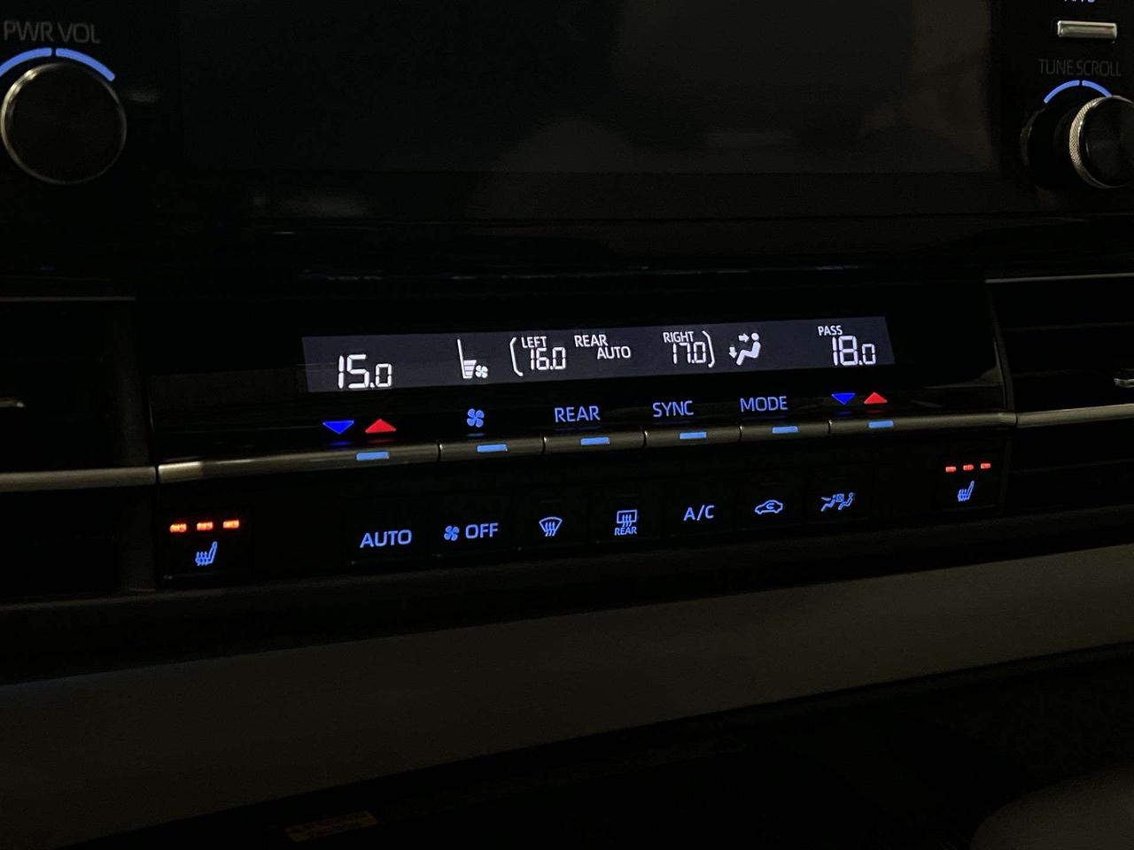 2023 Toyota Sienna XSE PLUS HYBRID AWD |7-PASS| DVD| LEATHER| SUNROOF Photo