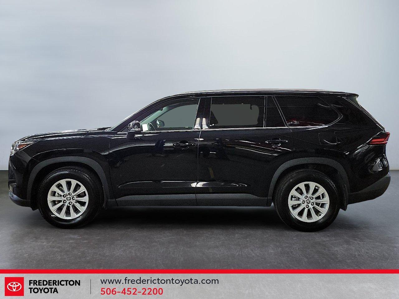 2026 Toyota Grand Highlander XLE Photo4