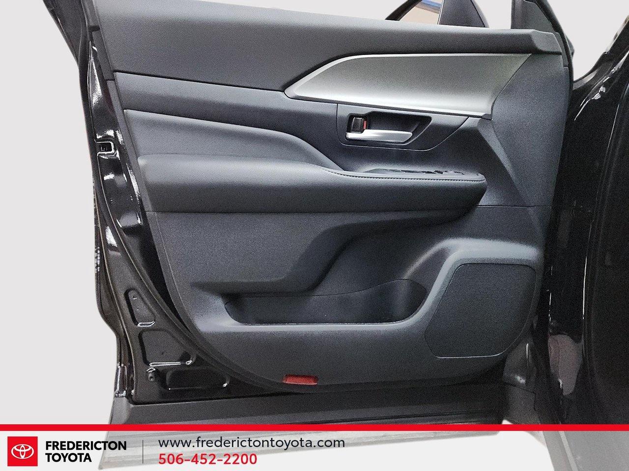2026 Toyota Grand Highlander XLE Photo