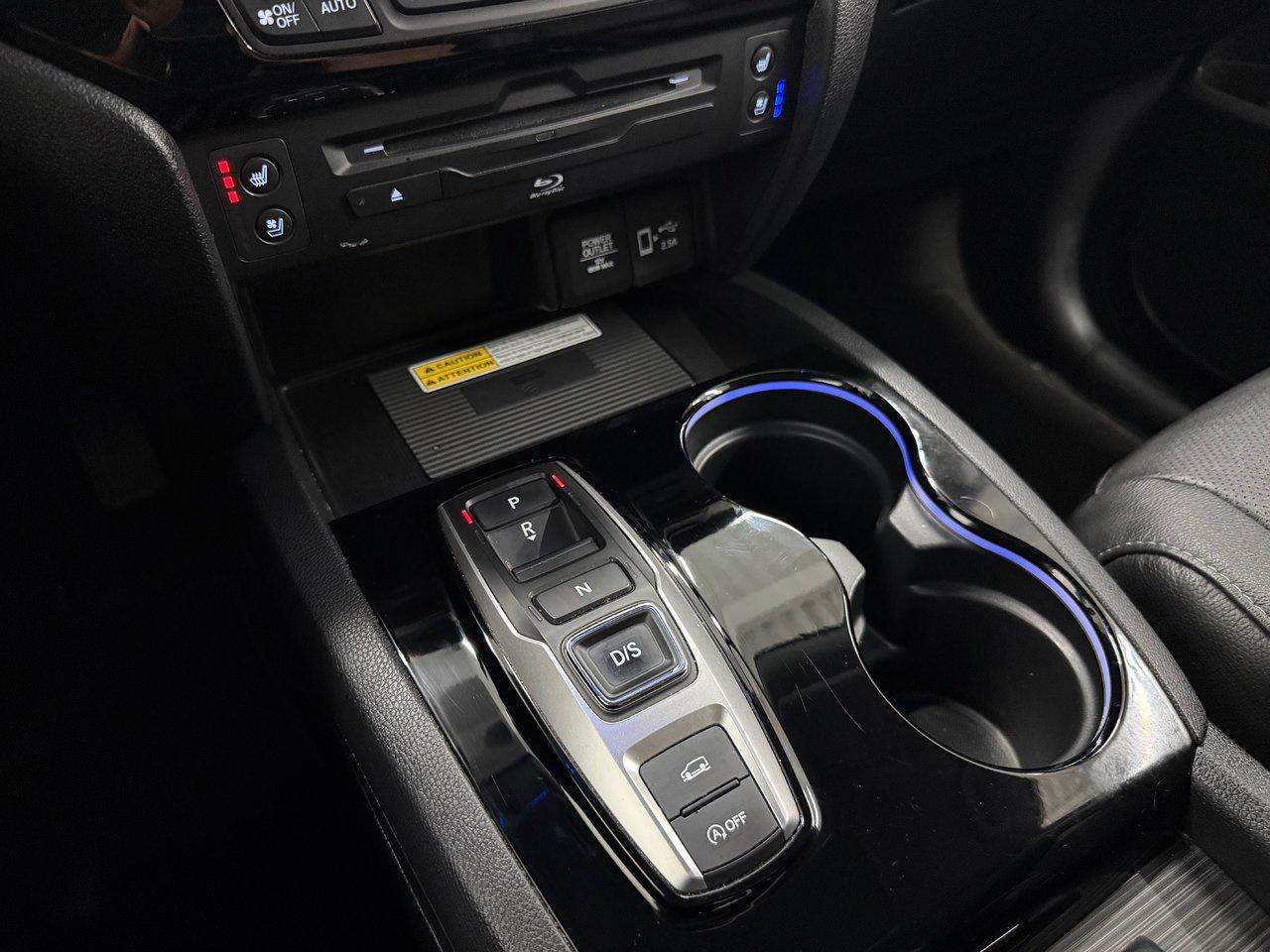 2022 Honda Pilot Touring 7-Passenger Photo