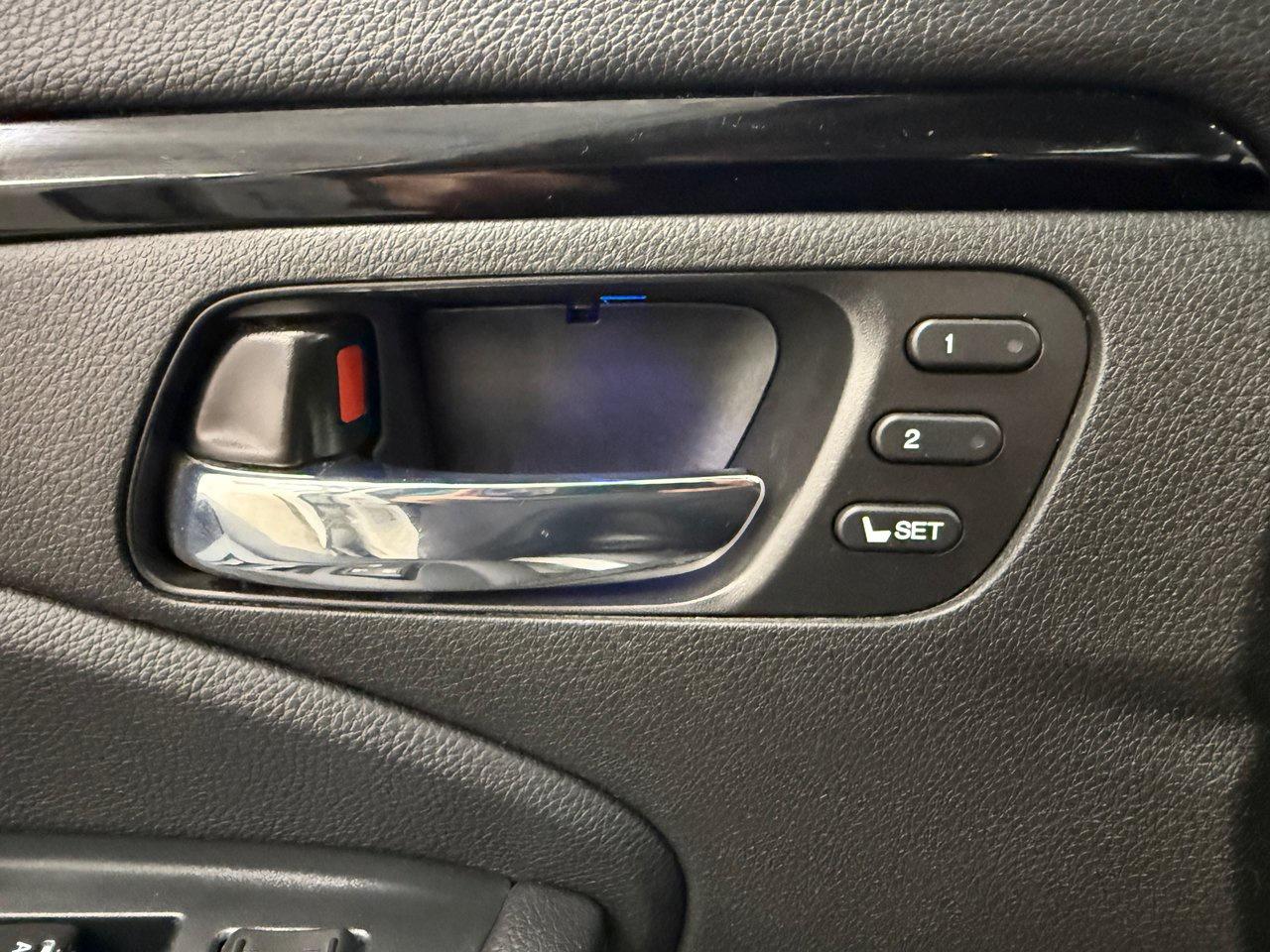 2022 Honda Pilot Touring 7-Passenger Photo