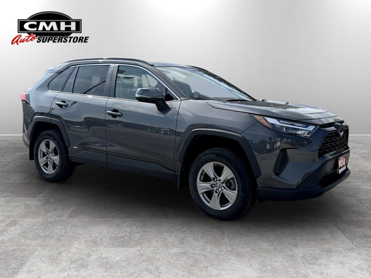 2024 Toyota RAV4 XLE  **HYBRID - CLEAN CARFAX** Photo