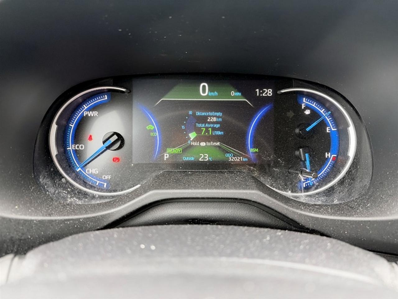 2024 Toyota RAV4 LE  **HYBRID - ONE OWNER** Photo