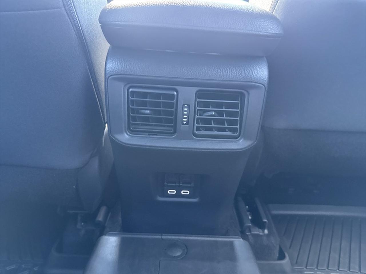 2024 Toyota RAV4 LE  **HYBRID - ONE OWNER** Photo