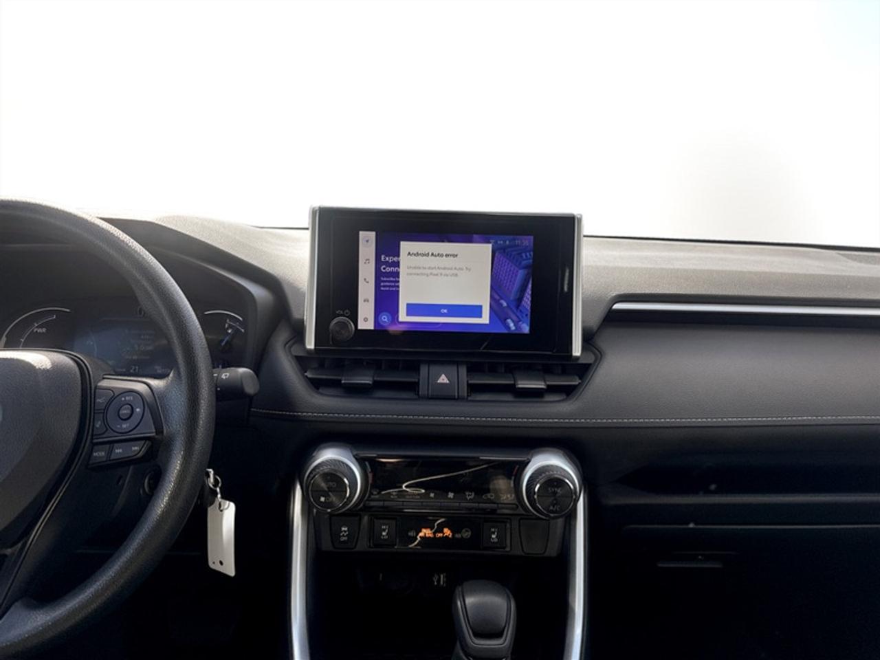 2024 Toyota RAV4 LE  **HYBRID - ONE OWNER** Photo