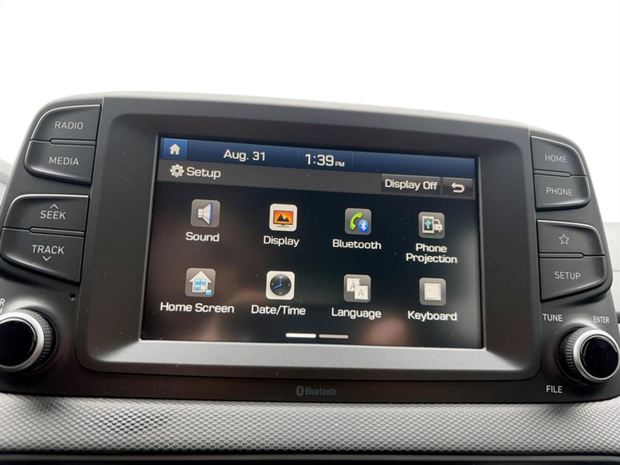 2020 Hyundai KONA Preferred  **CLEAN CARFAX - LOW KMS** Photo