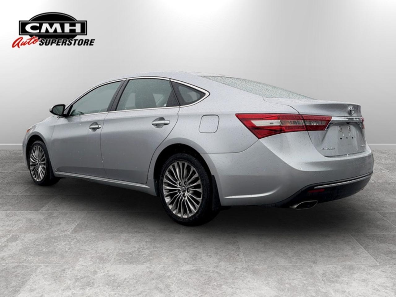 2018 Toyota Avalon Limited  **COOLED SEATS - SUNROOF** Photo