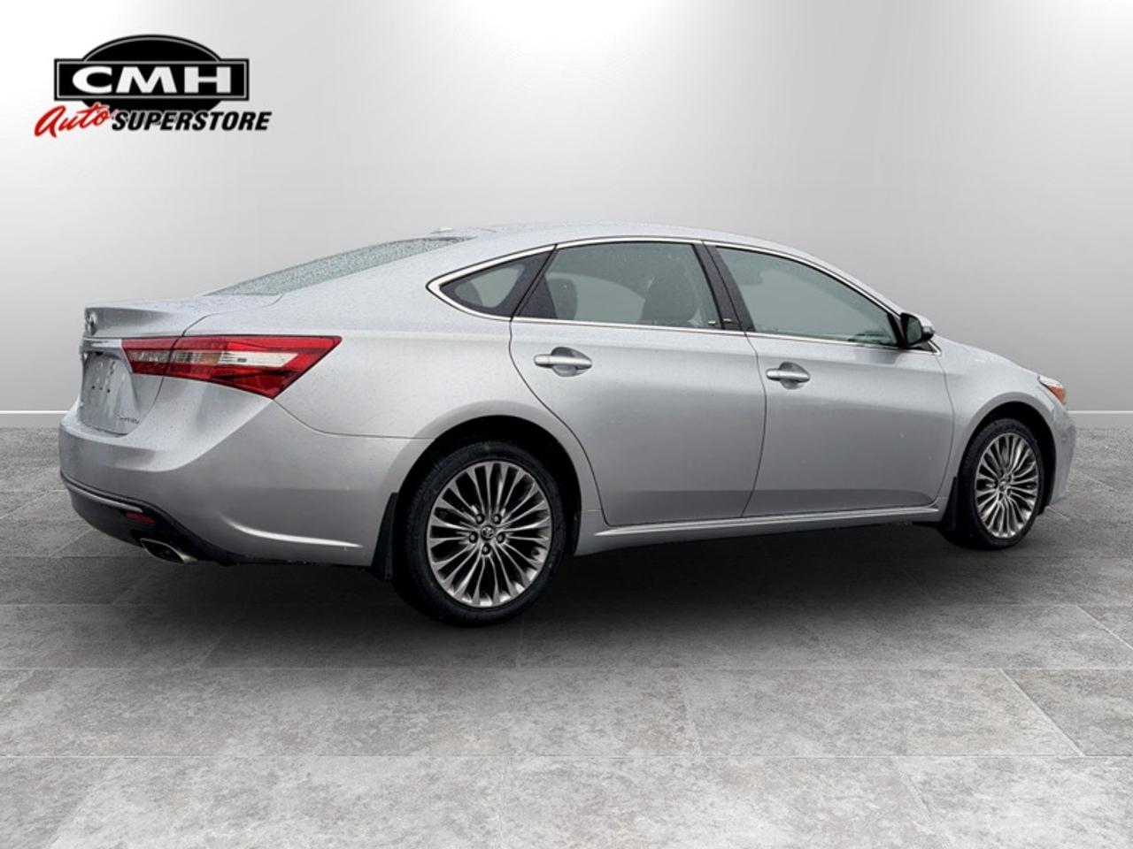 2018 Toyota Avalon Limited  **COOLED SEATS - SUNROOF** Photo