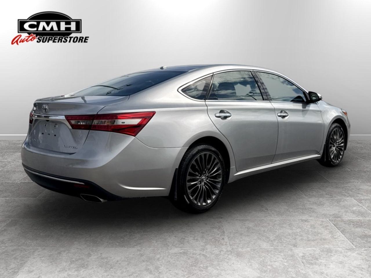 2018 Toyota Avalon Limited  **COOLED SEATS - SUNROOF** Photo