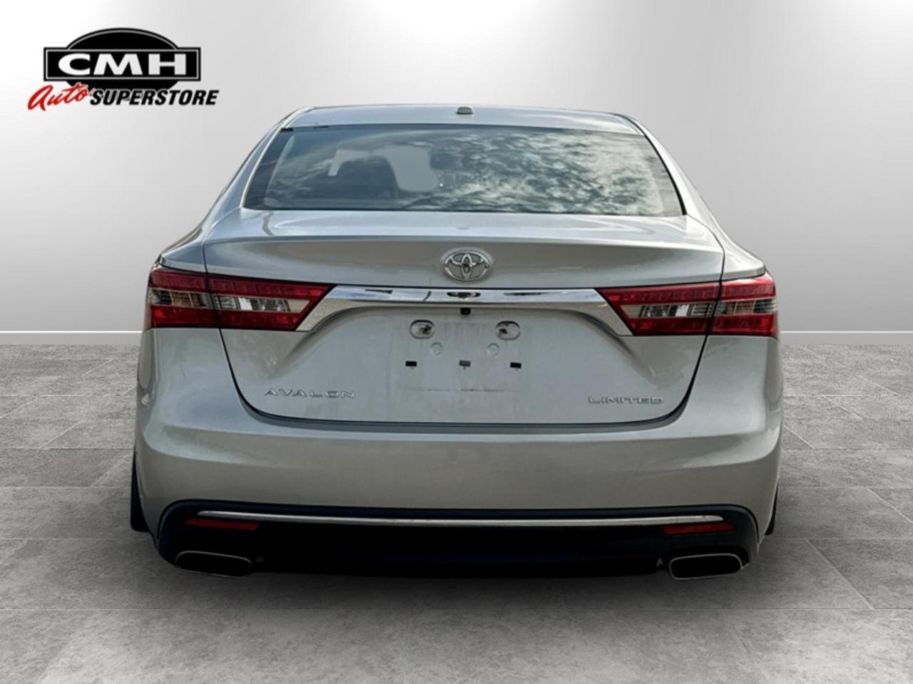 2018 Toyota Avalon Limited  **COOLED SEATS - SUNROOF** Photo