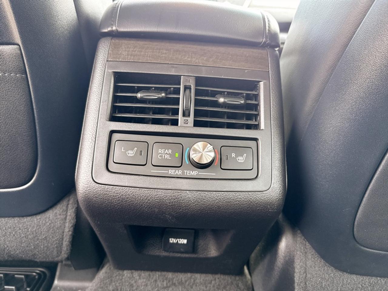 2018 Toyota Avalon Limited  **COOLED SEATS - SUNROOF** Photo
