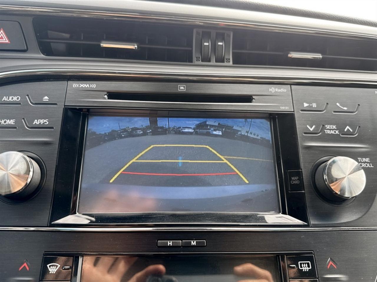 2018 Toyota Avalon Limited  **COOLED SEATS - SUNROOF** Photo