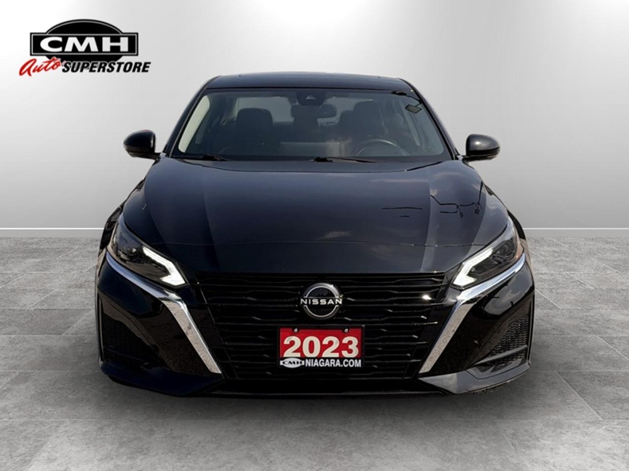 2023 Nissan Altima Platinum  **18 SERVICE RECORDS** Photo