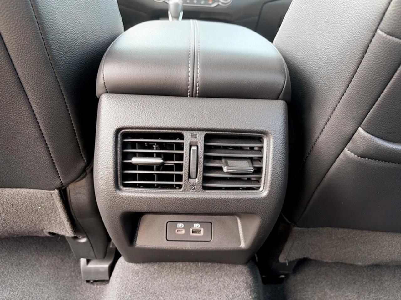 2023 Nissan Altima Platinum  **18 SERVICE RECORDS** Photo