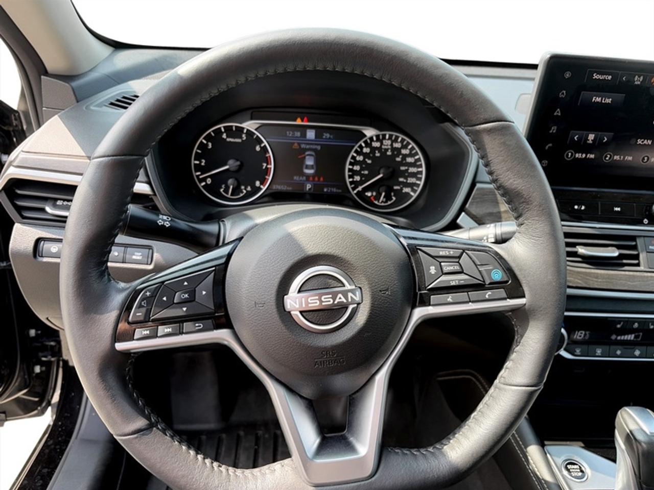 2023 Nissan Altima Platinum  **18 SERVICE RECORDS** Photo