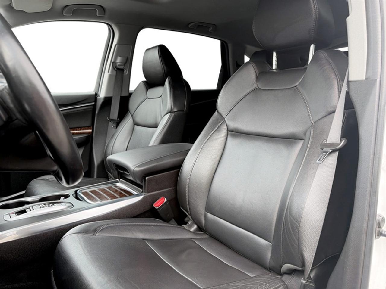 2020 Acura MDX Tech SH-AWD Photo