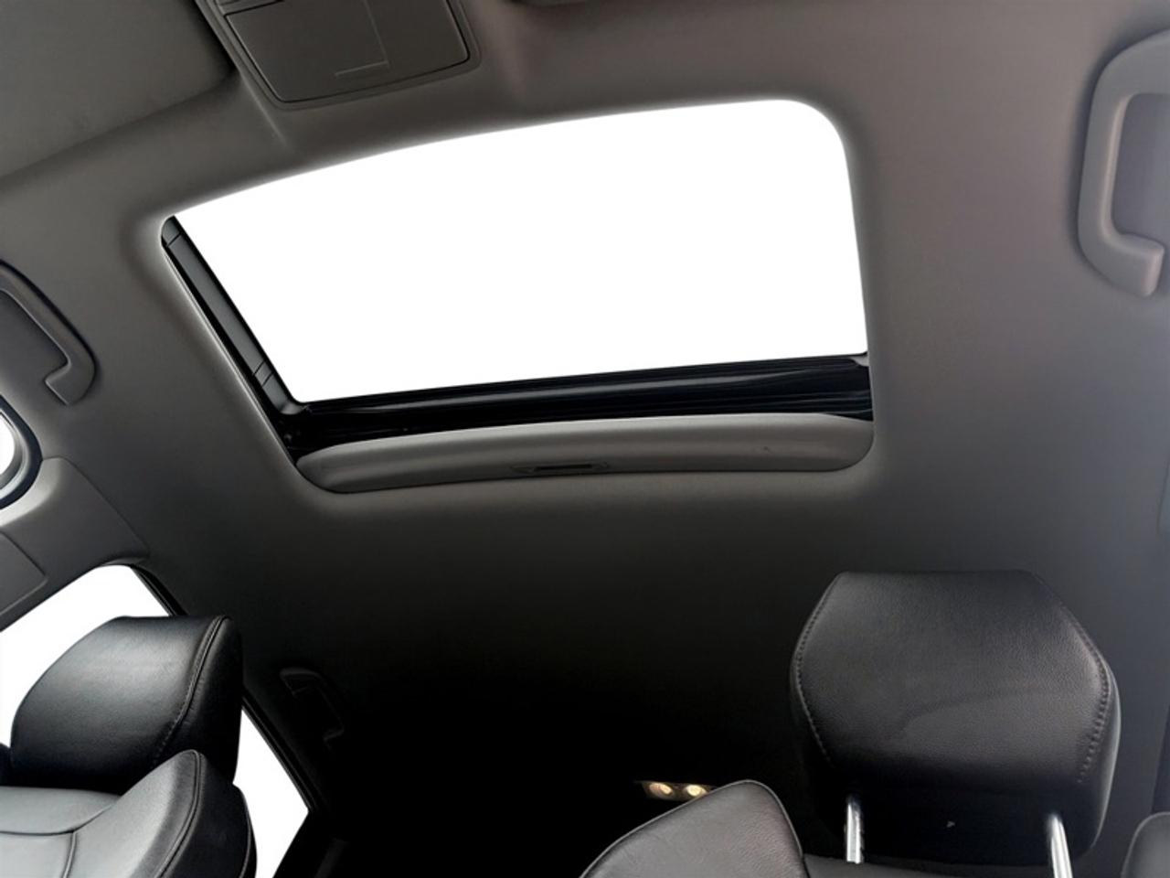 2020 Acura MDX Tech SH-AWD Photo