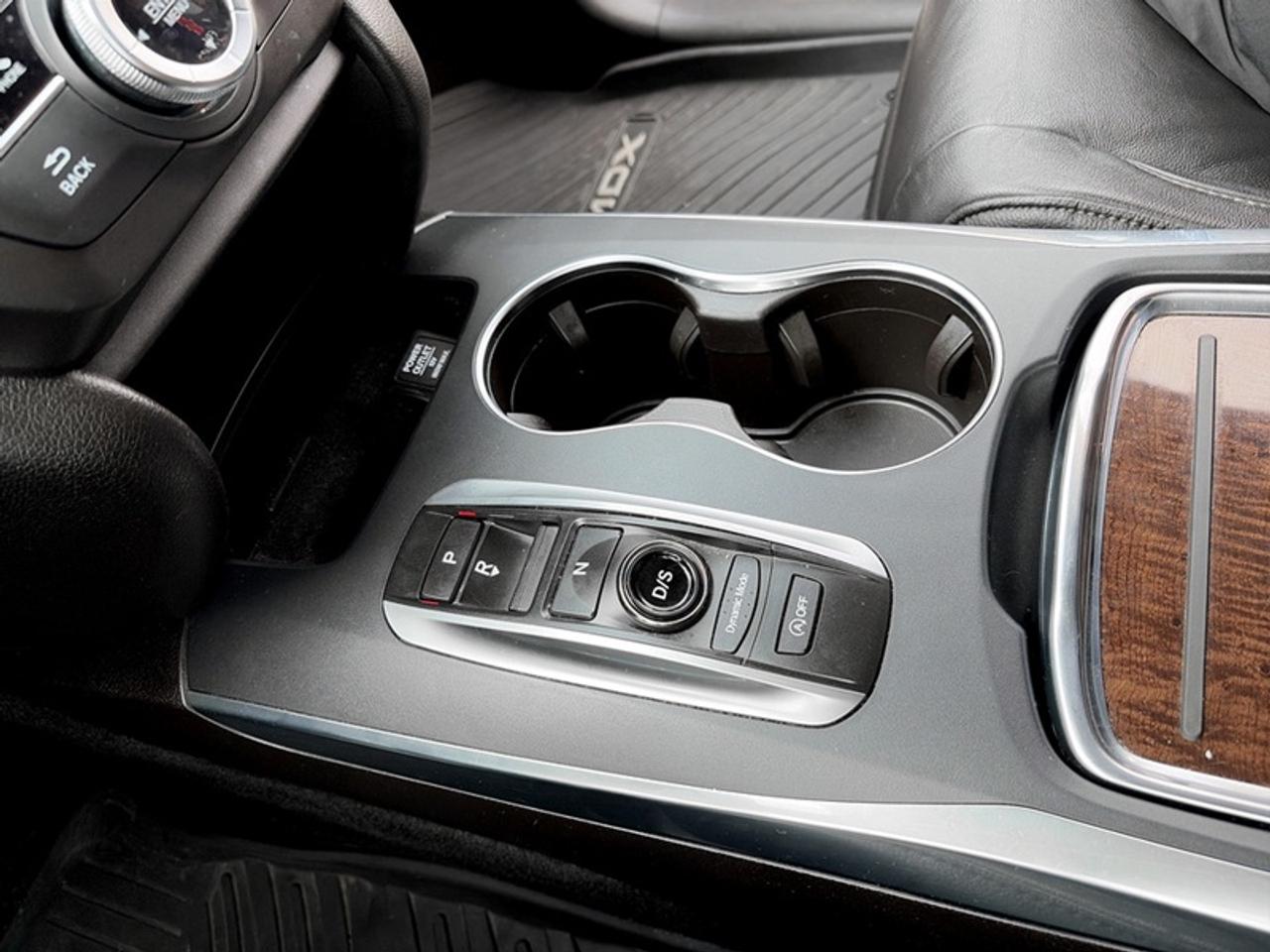 2020 Acura MDX Tech SH-AWD Photo