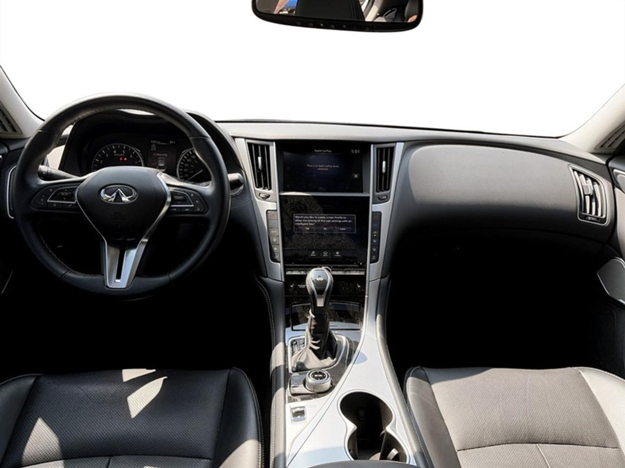 2024 Infiniti Q50 LUXE  **GREAT MILEAGE** Photo