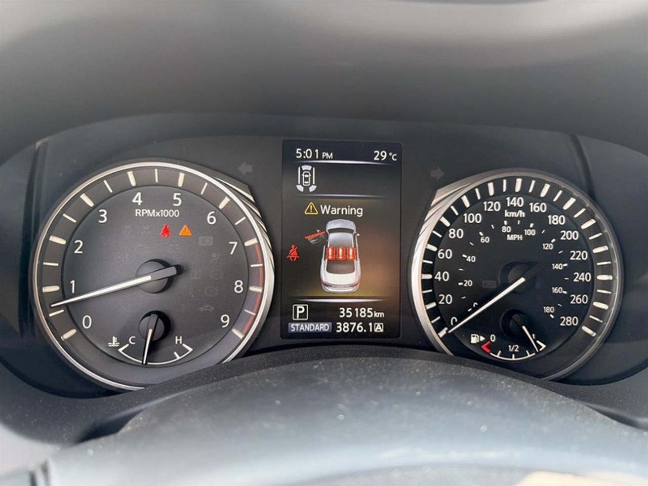 2024 Infiniti Q50 LUXE  **GREAT MILEAGE** Photo