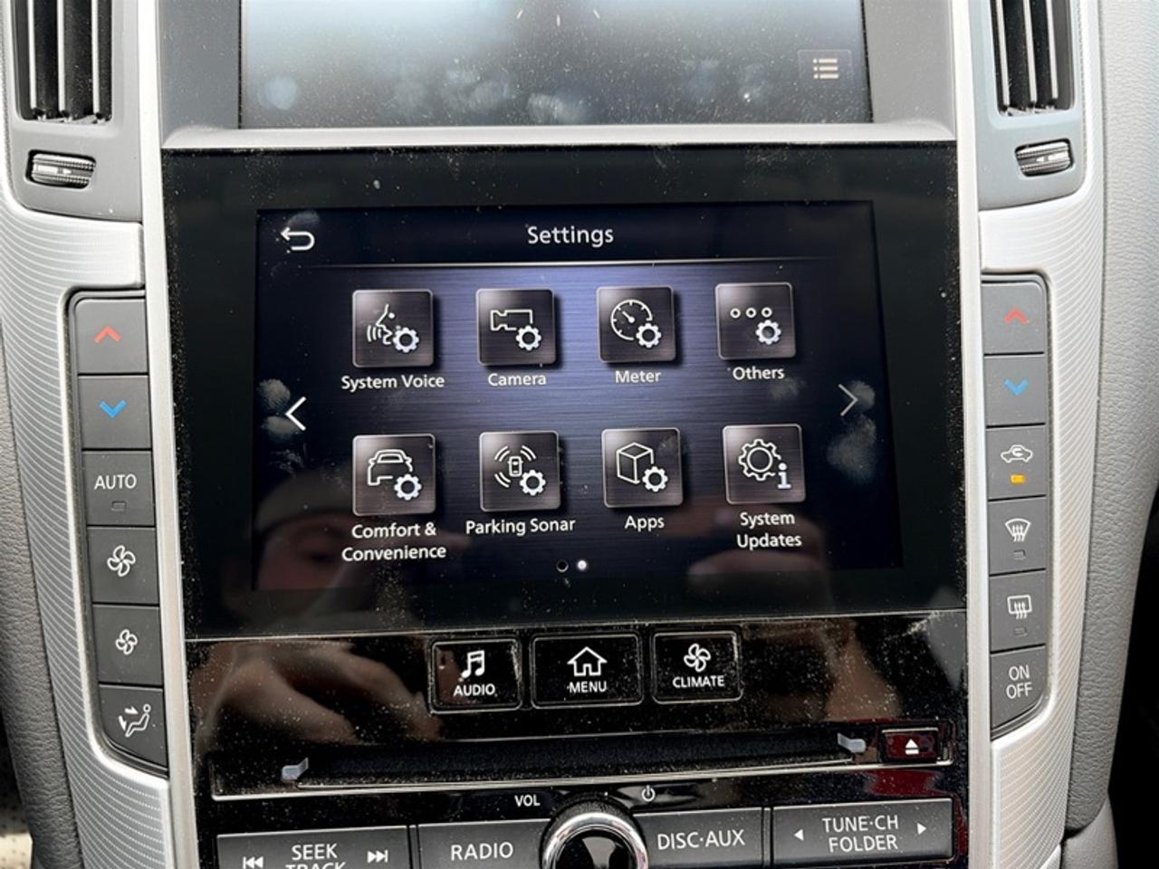 2024 Infiniti Q50 LUXE  **GREAT MILEAGE** Photo