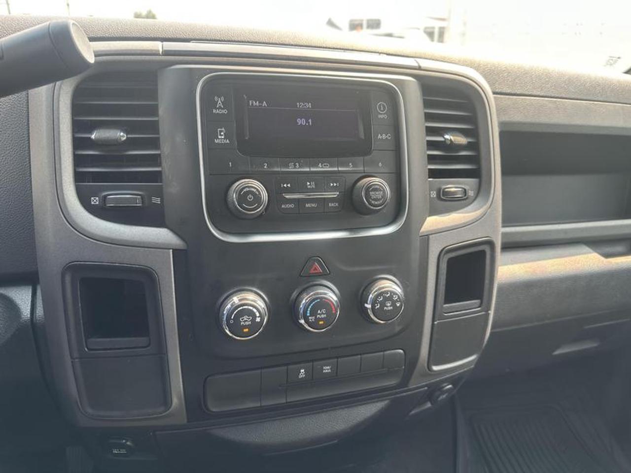 14700564.833101815
