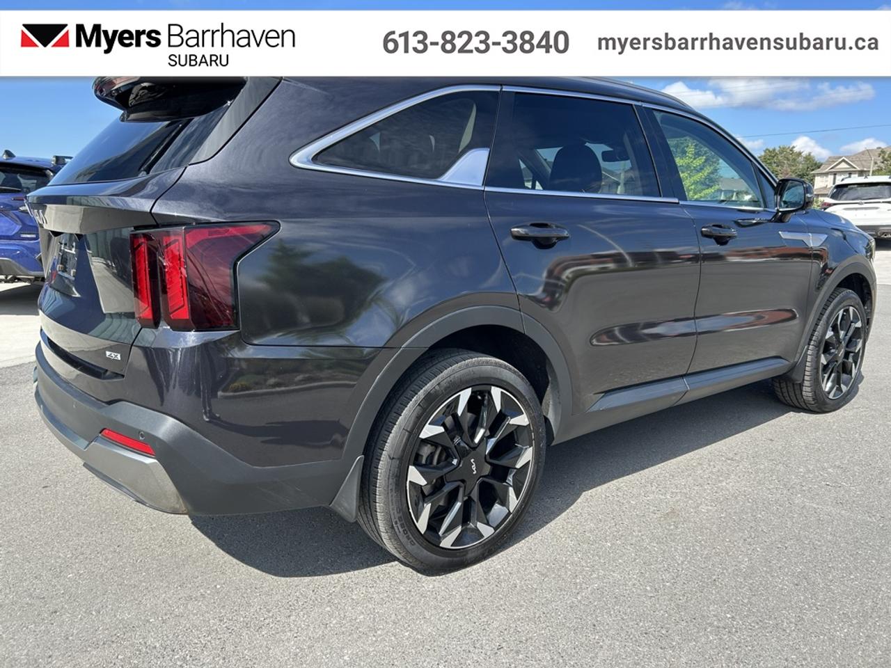 2025 Kia Sorento EX  - Leather Seats Photo