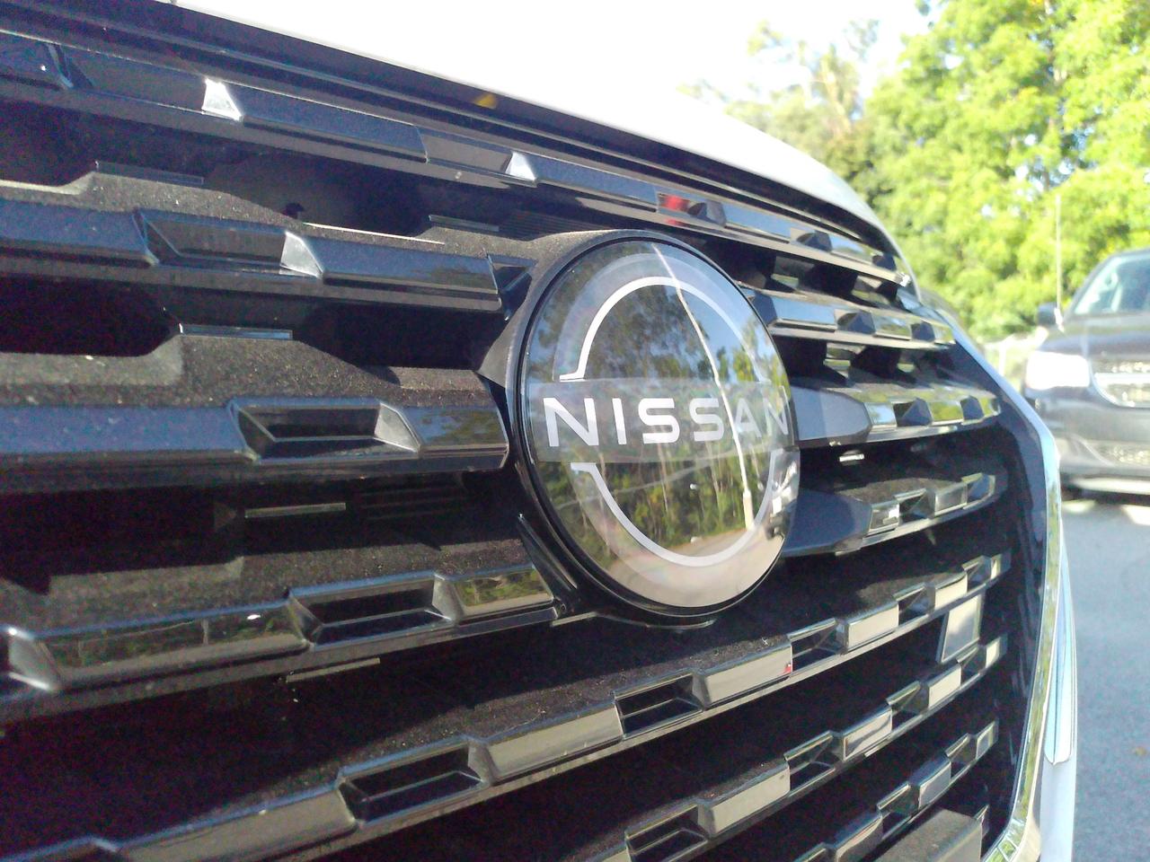 2025 Nissan Kicks Play S Photo