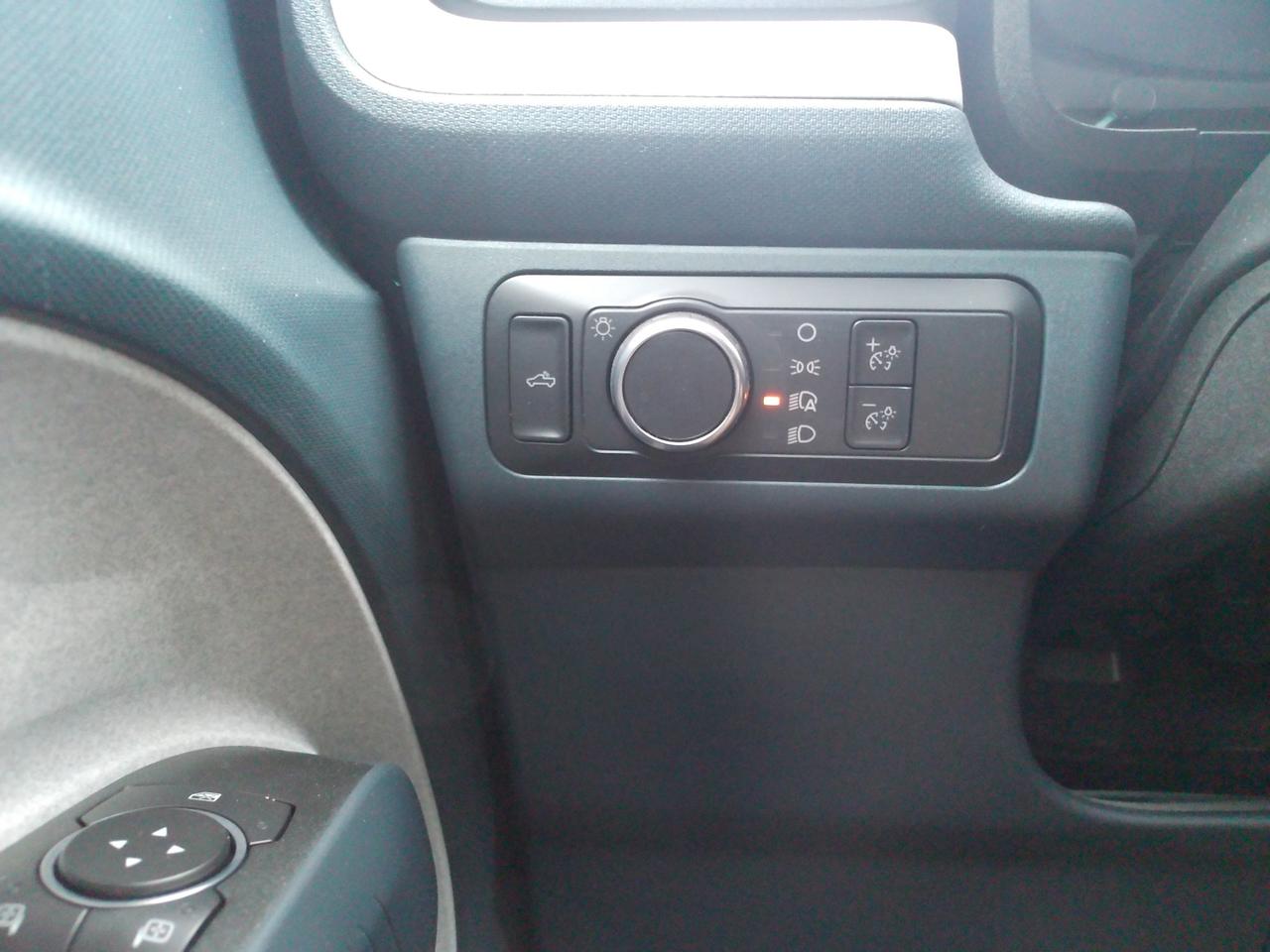 2022 Ford Maverick XLT Photo