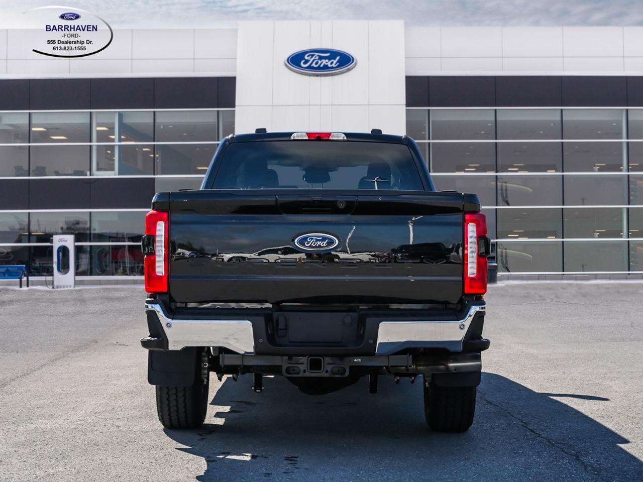 2026 Ford F-350 Super Duty SRW XLT Photo
