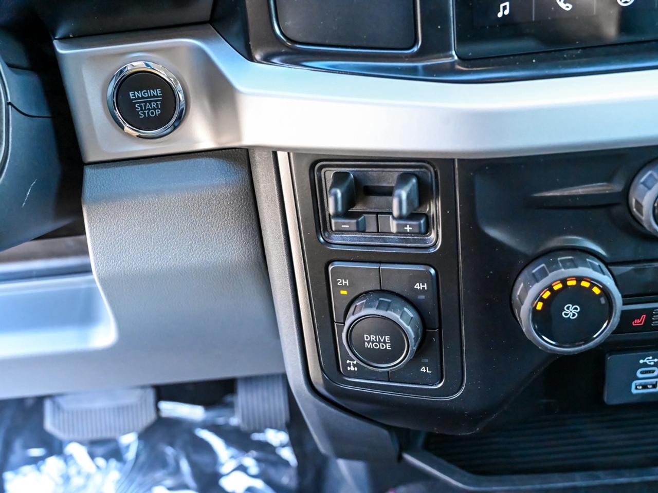 2026 Ford F-350 Super Duty SRW XLT Photo