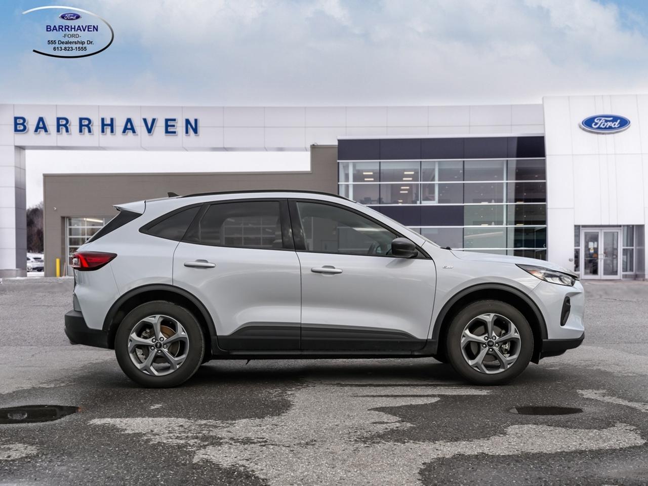 2025 Ford Escape ST-Line Photo5