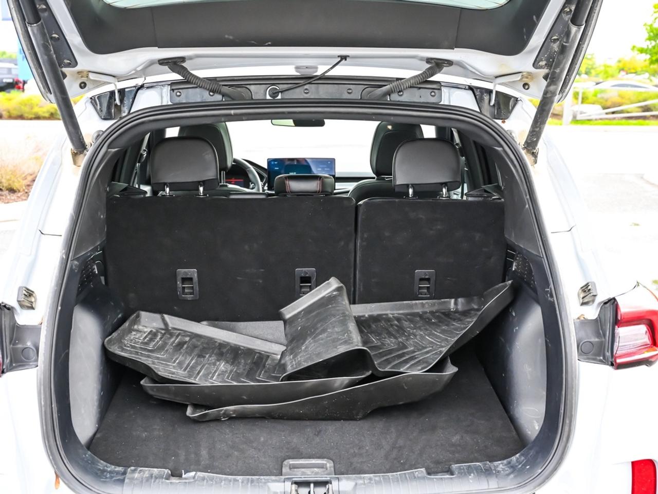 2025 Ford Escape ST-Line Photo