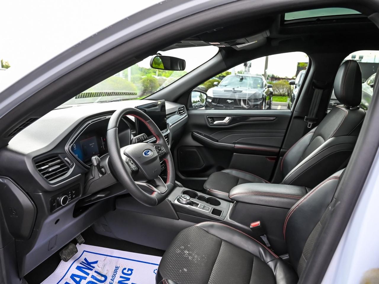 2025 Ford Escape ST-Line Photo