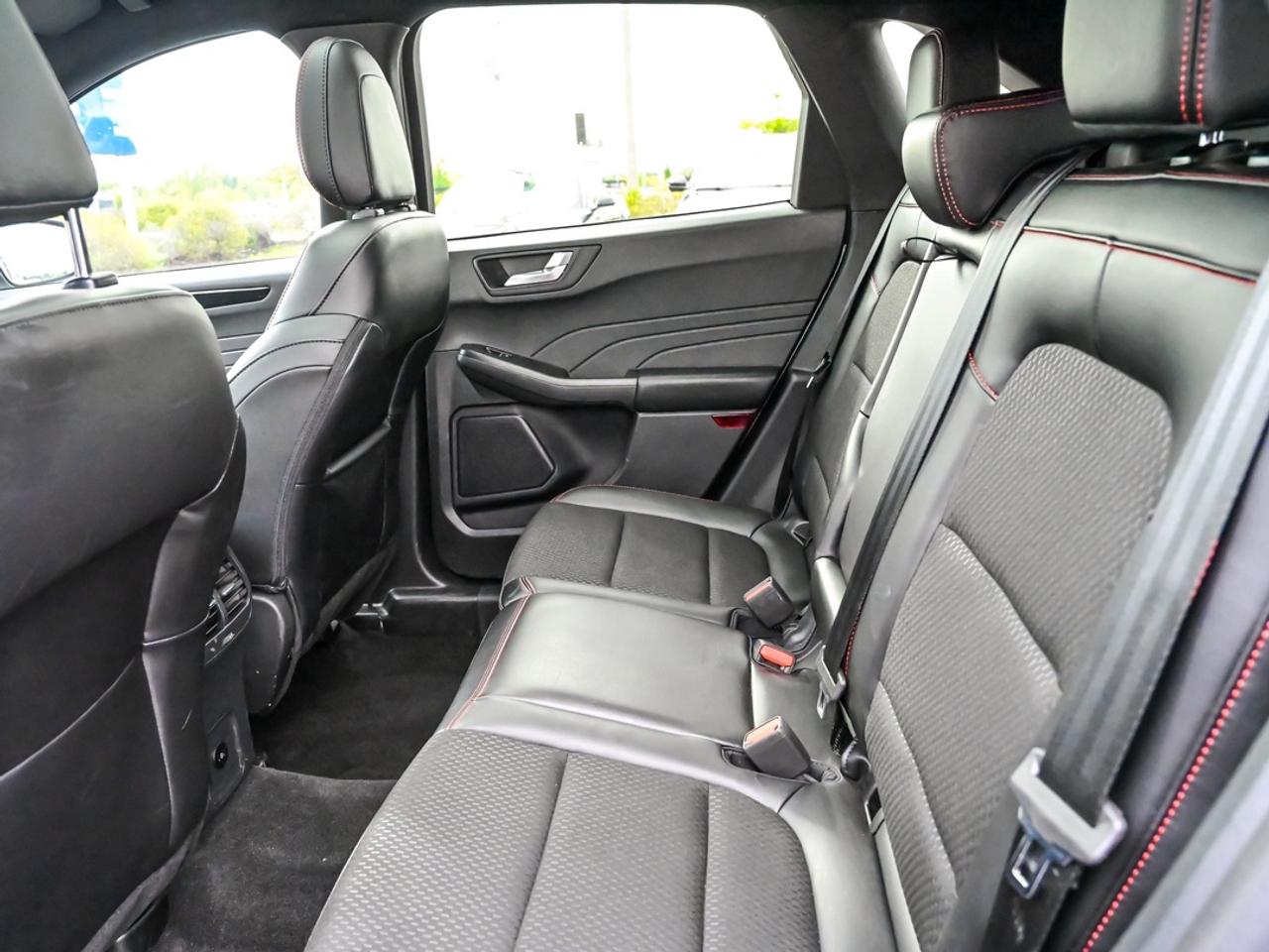 2025 Ford Escape ST-Line Photo