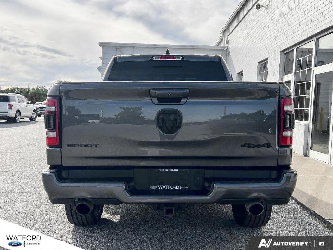 2024 RAM 1500 SPORT 4X4 CREW CAB 5'7" BOX Photo