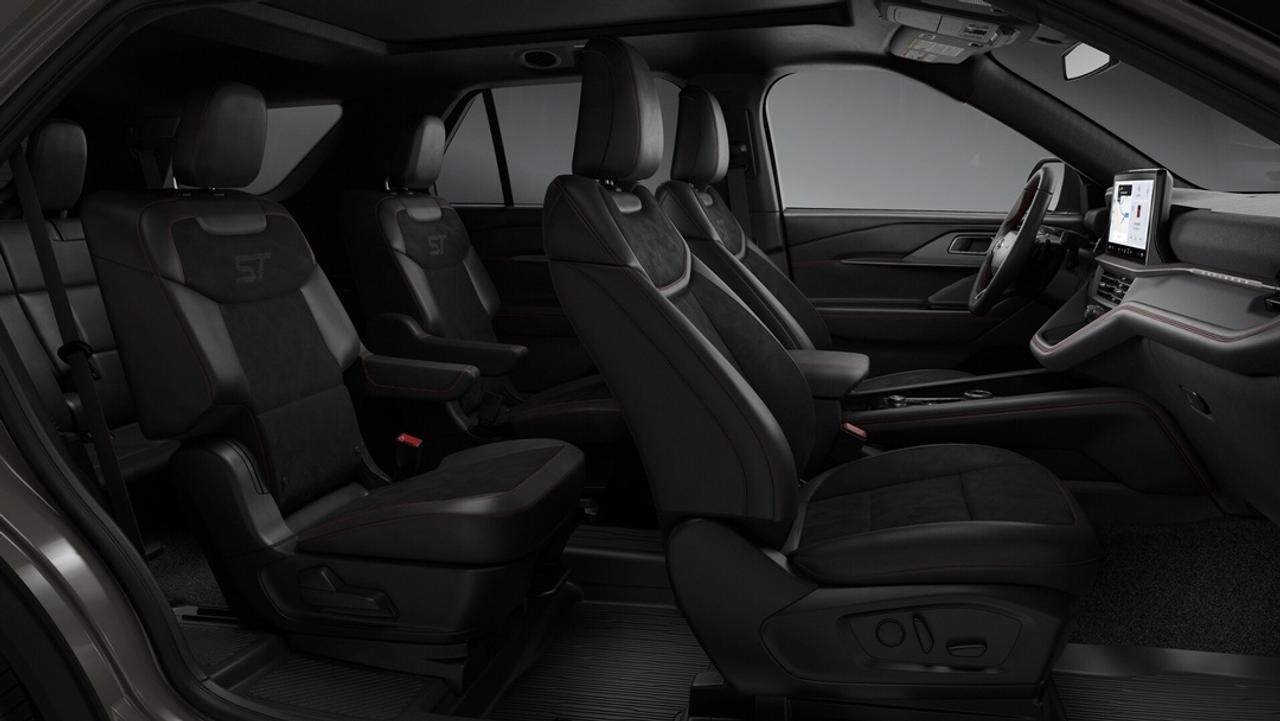 2027 Ford Explorer ST Photo
