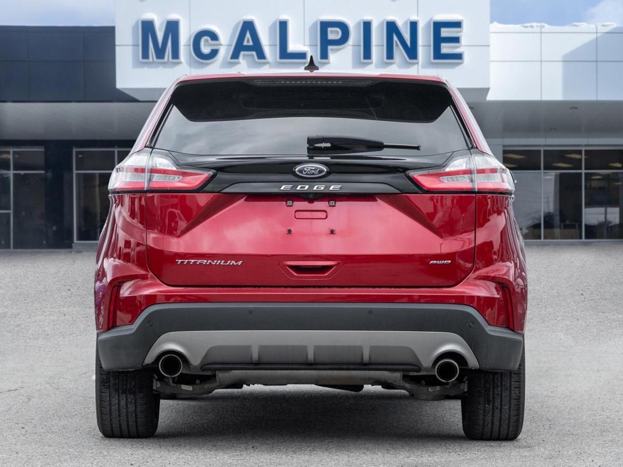 2022 Ford Edge Titanium Photo