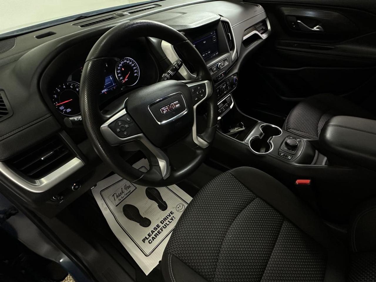 2024 GMC Terrain SLE/AWD/28000KM/OFF 1 OWNER GMAC LEASE! Photo