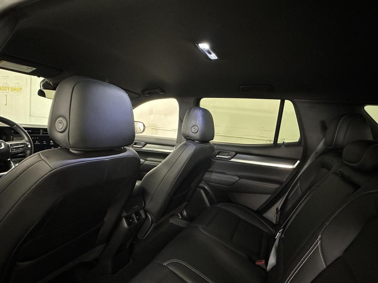 2026 GMC Terrain Elevation ELEVATION/AWD/LEATHER/NAVIGATION/42KM! Photo