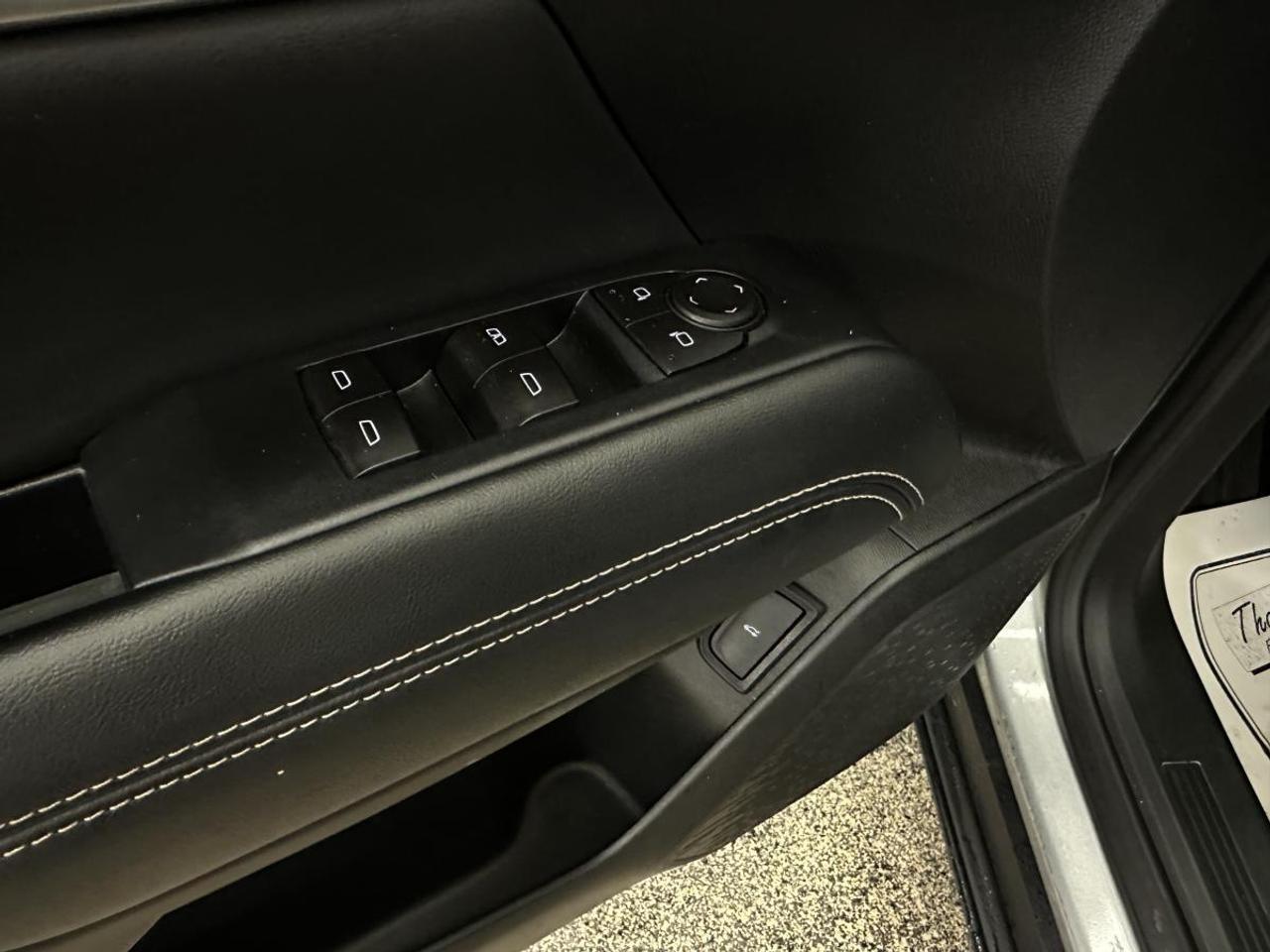 2026 GMC Terrain Elevation ELEVATION/AWD/LEATHER/NAVIGATION/42KM! Photo