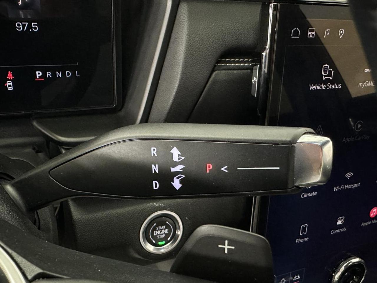 2026 GMC Terrain Elevation ELEVATION/AWD/LEATHER/NAVIGATION/42KM! Photo