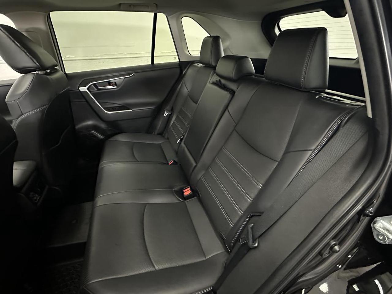 2023 Toyota RAV4 Hybrid Limited LIMITED/HYBRID/AWD/LEATHER/NAVI/ROOF/1 OWNER LEASE RETURN! Photo