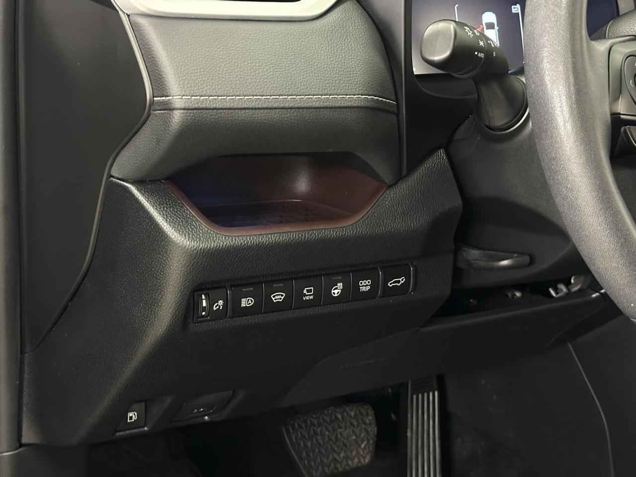 2023 Toyota RAV4 Hybrid Limited LIMITED/HYBRID/AWD/LEATHER/NAVI/ROOF/1 OWNER LEASE RETURN! Photo